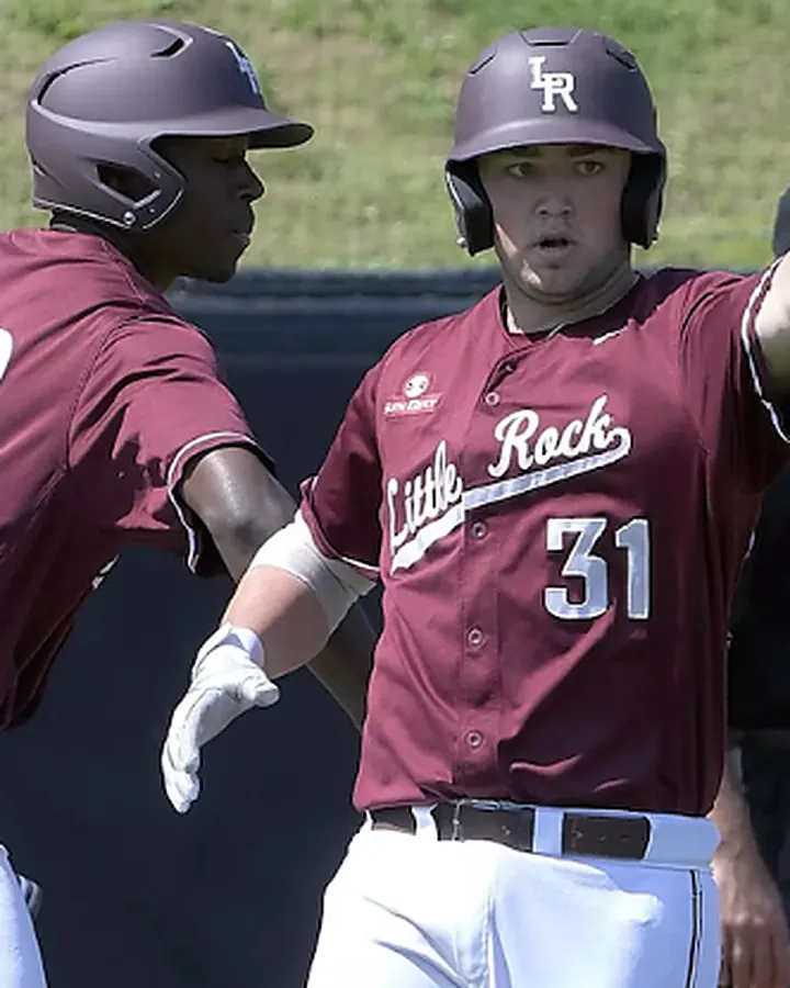 Jonathan Davis, Catching, Hitting, Fielding, Pitching at Home Plate Sports